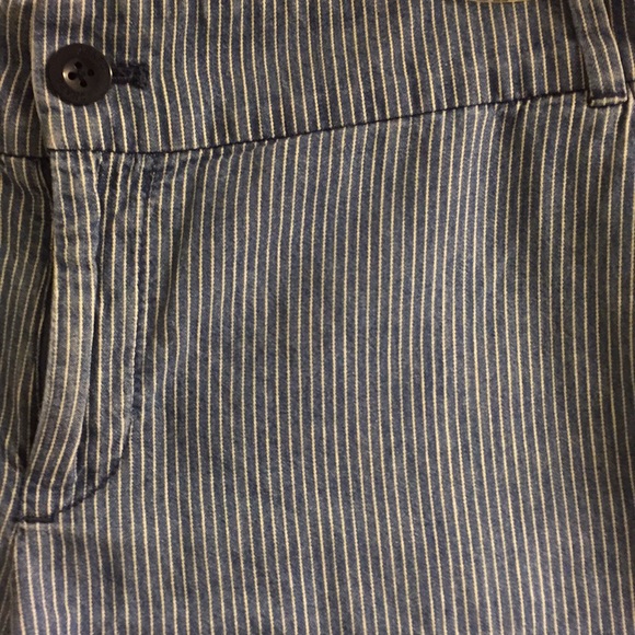 Pin stripe shorts - Picture 4 of 4